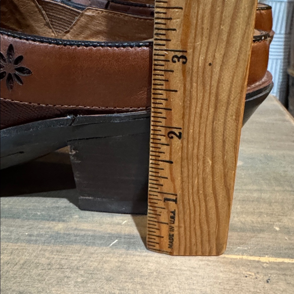 Ariat Desert Star Lizard Leather Clog Mules Size 8.5B Brown Block Heel Slip On - Picture 8 of 9